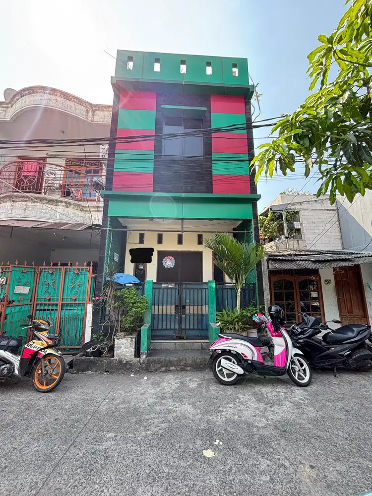 Rumah 3 Lantai Furnished Sunter Agung Jakarta Utara