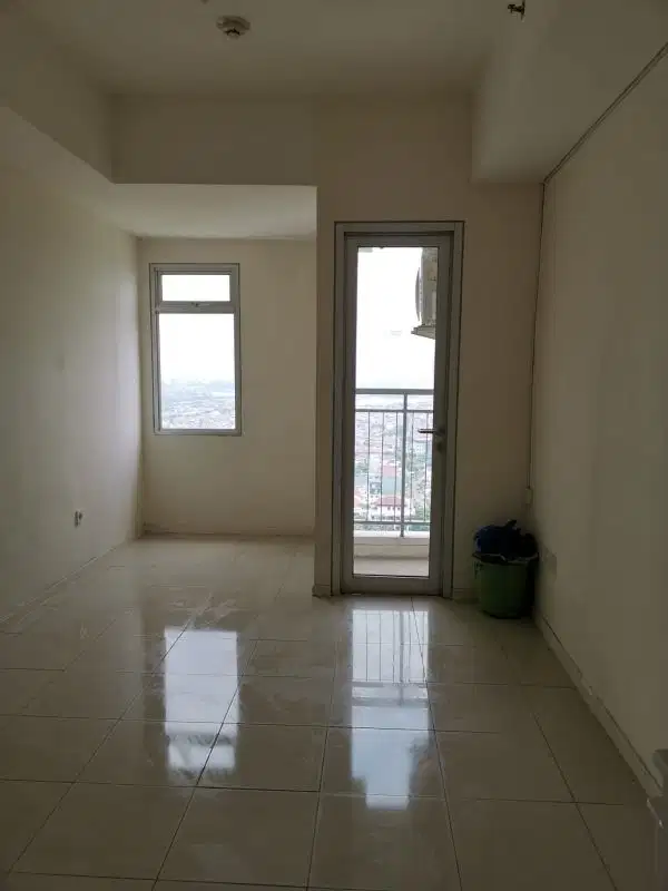 Apartemen green lake sunter studio kosongan + Ac