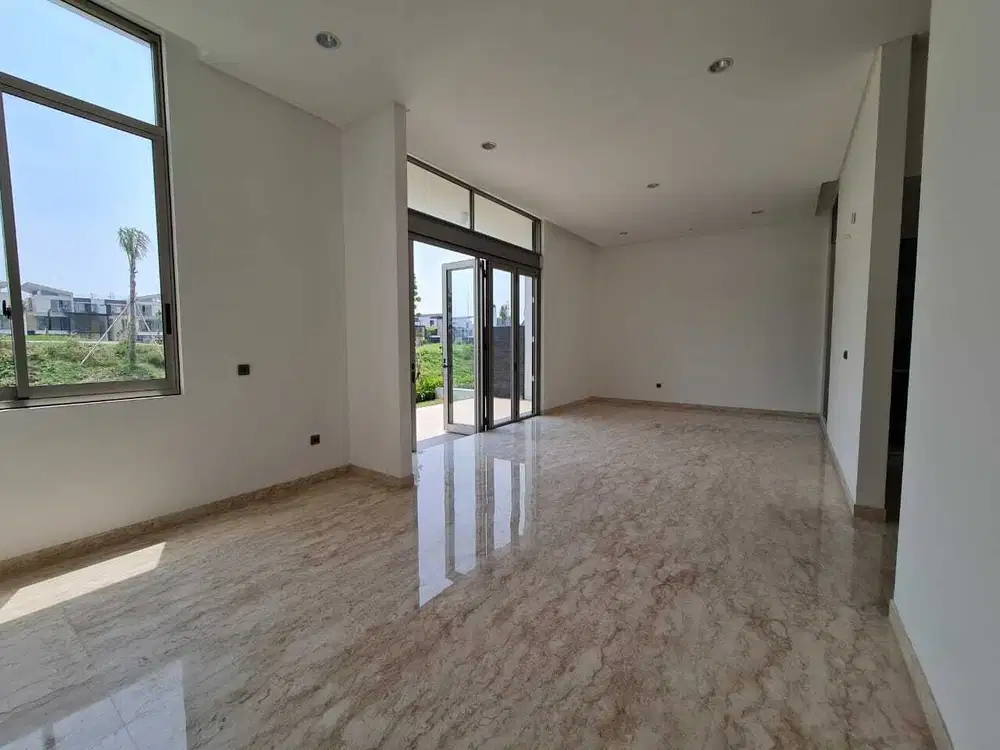 Rumah bagus Mozart Golf Island PIK