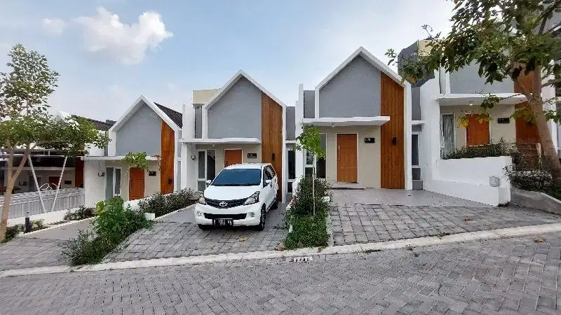 Dijual rumah siap huni best view free ppn kota semarang