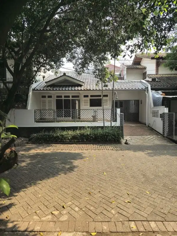 LOKASI PREMIUM LEBAR JALAN 3 MOBIL DI PONDOK INDAH