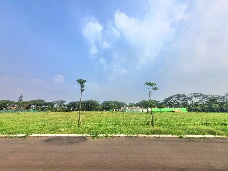 Bisa Kpt Kavling Premium Danau Biru di Alam Sutera