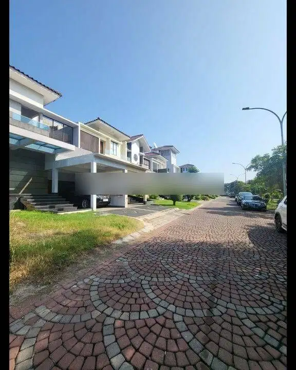 Dijual Rumah 3 Lantai Baru, Pik Lotus Exclusive, Jakarta Utara