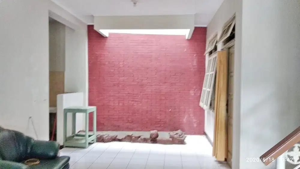 Rumah Ruang Usaha Jl Pogung Rejo Dekat Jl Monjali, UGM, Al-Azhar