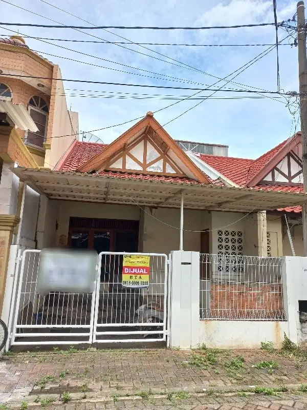 Dijual rumah di Duta Garden bebas banjir dekat bandara Soeta