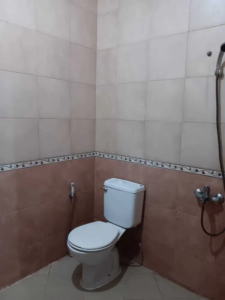 Fbad. Rumah Disewakan di Cluster Tropikana Jababeka Cikarang