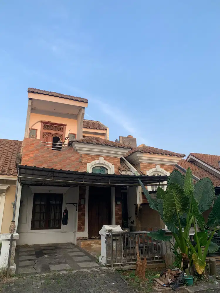 Dijual Rumah citra gran cibubur  dua setengah lantai siap huni harga n