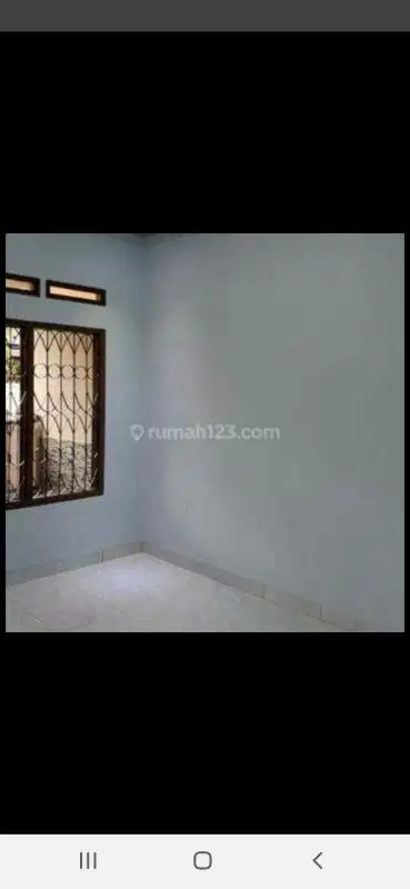 dijual rumah siap huni dalam komplek di Ciledug