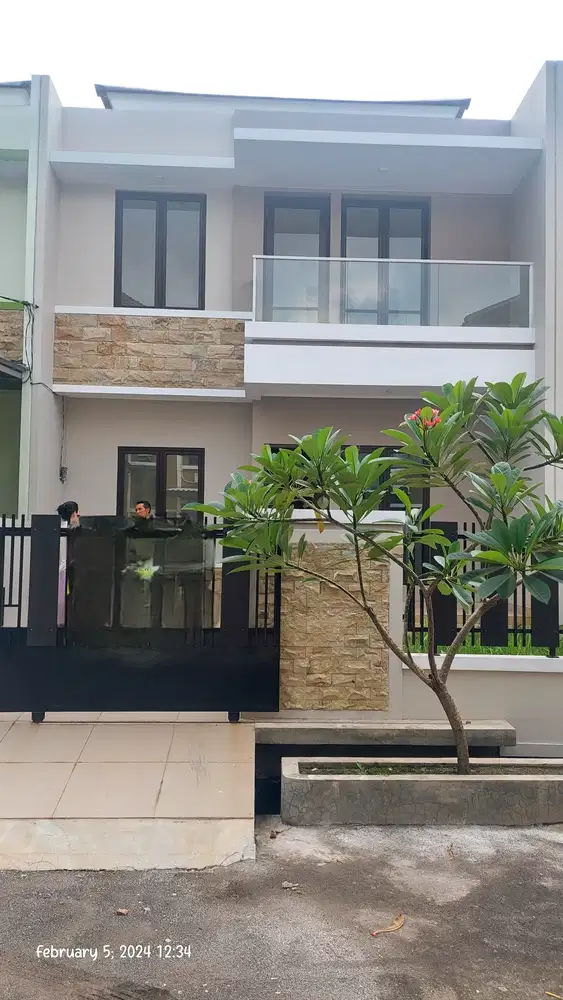 Dijual rumah baru siaphuni di The Green View Jakasetia Bekasi