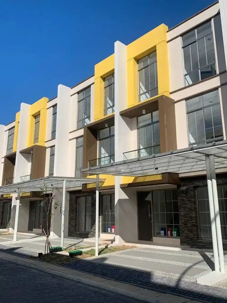 Disewakan Rumah PIK 2 3 kamar Ukuran 4,5x10 3 Lantai cuma 55 Juta