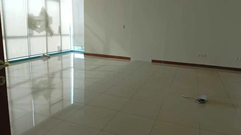 SEWA KANTOR DI JAKARTA UTARA SUNTER 320M2 PARTISI 120K NEGO