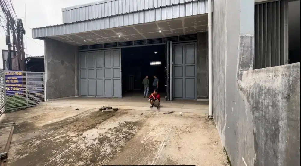 Gudang / Showroom / ruko di JL raya legok - Karawaci, Legok, Tangerang