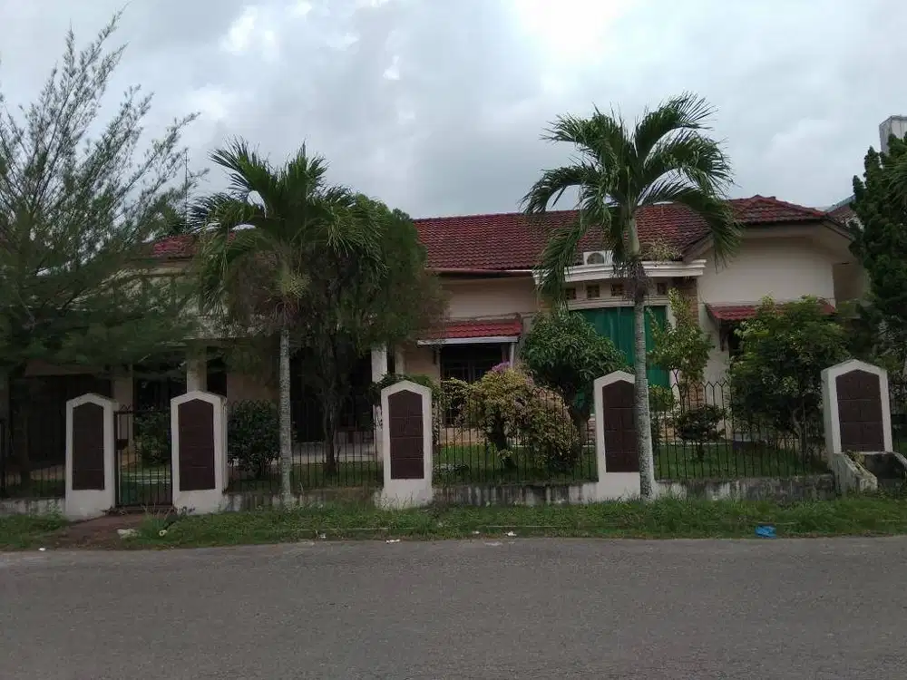 di jual cepat murah besar rumah di poligon palembang