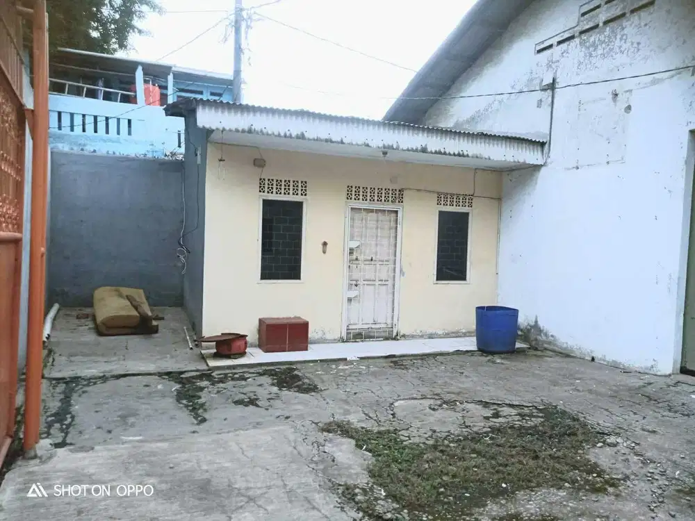 Gudang Kebon Mede Kali Deres Jakarta Barat