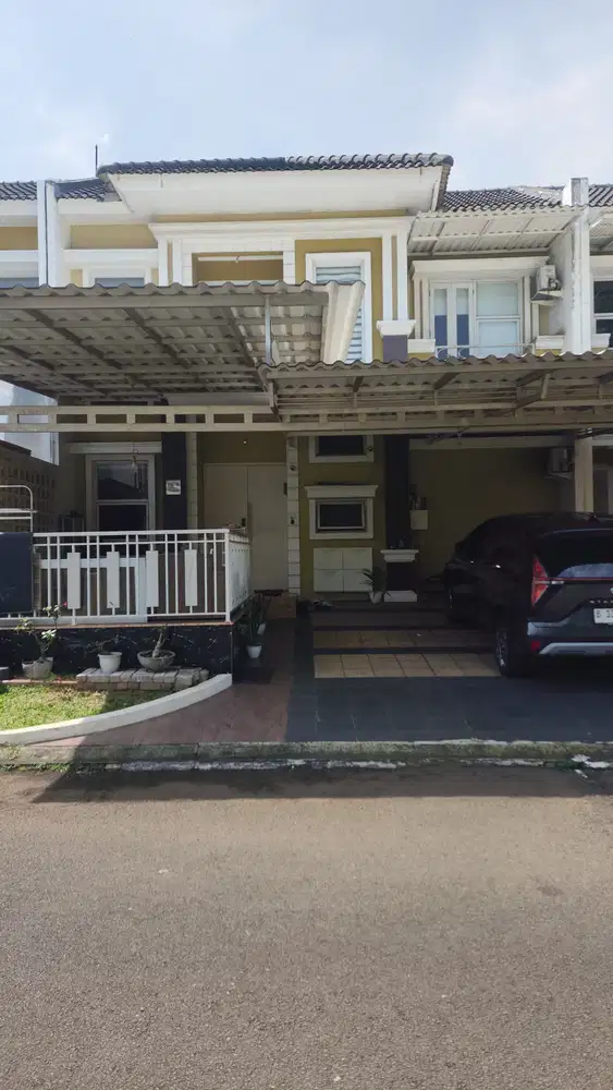 Juak cepat rumah 2 lantai sudah renovasi Cluster Fiordini