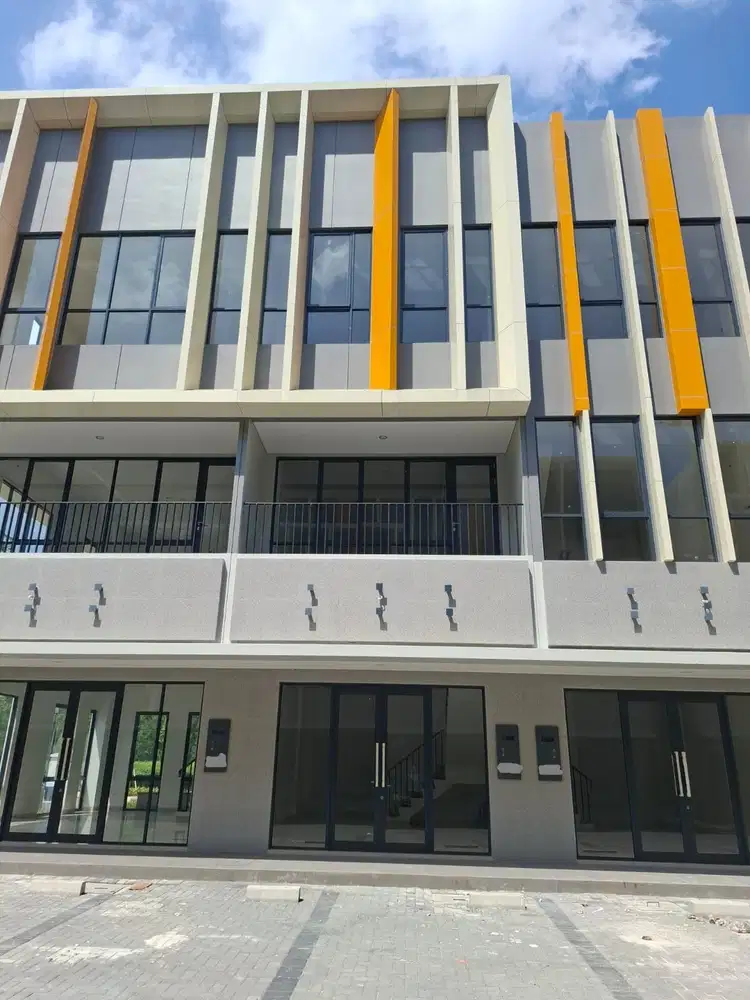 Disewakan ruko baru 3 lantai lokasi bagus The Loop, BSD City