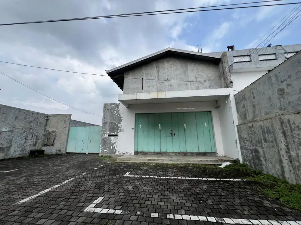 Gudang Serbaguna Siap Pakai Dalam Area Pergudangan Lokasi Sewon