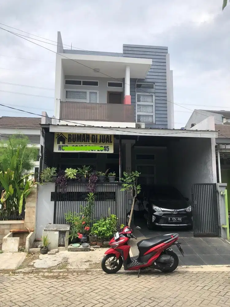 DIJUALRUMAH CANTIK 2 LT SIAP HUNI DI CLUSTER ANGGREK GRAND DEPOK CITY