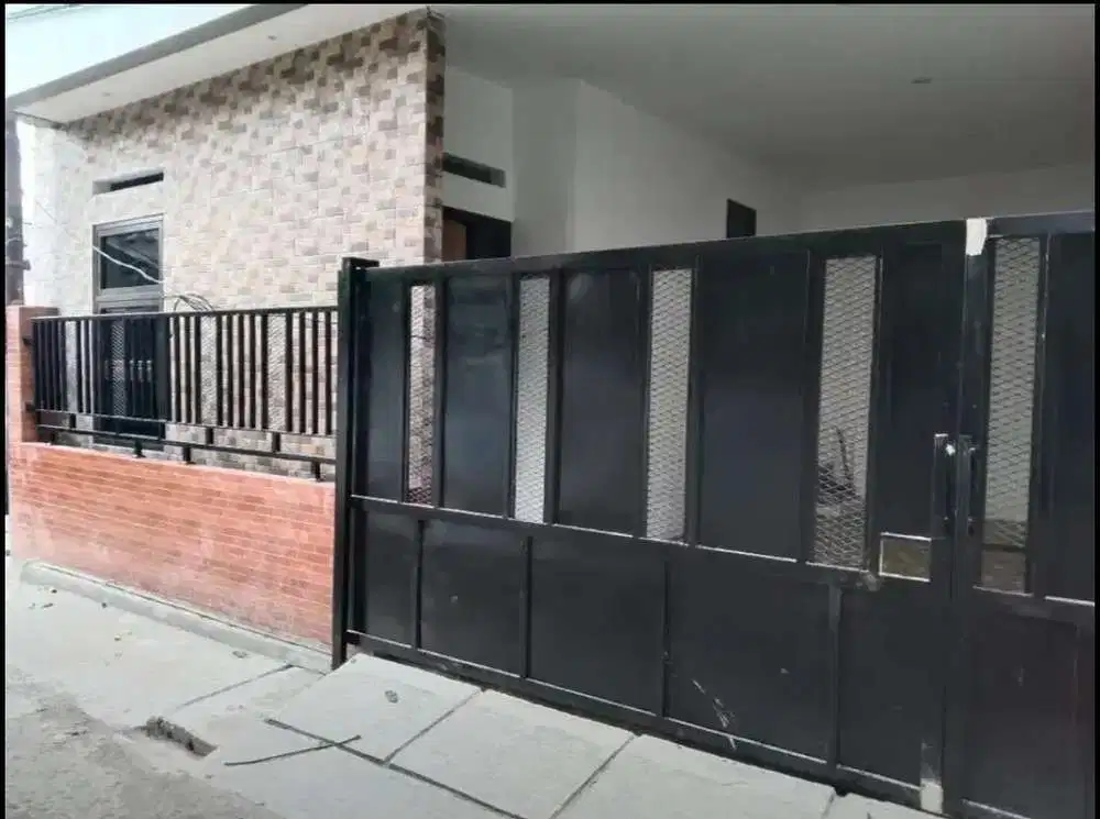 Dijual Rumah Baru 3 Lantai di Pulogadung