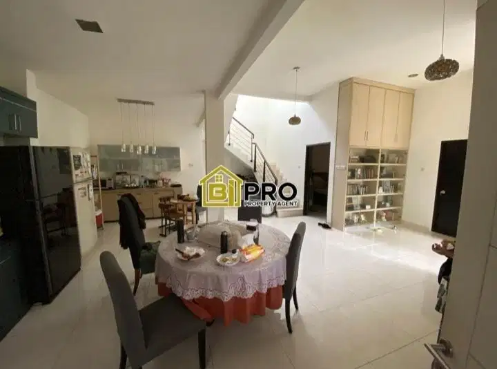 Dijual rumah asri di gardenia estate ciputat