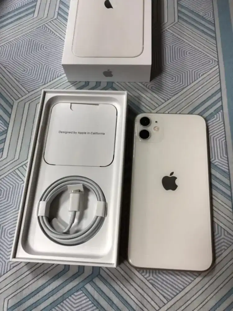 iPhone 11 64GB Ex-Inter / Fullset – Mulus