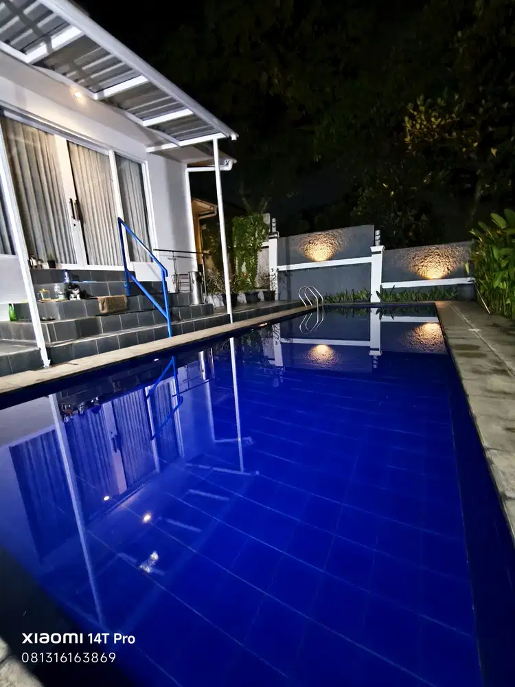 Bukit Golf Hijau Sentul City dengan Pool Siap Huni Huk