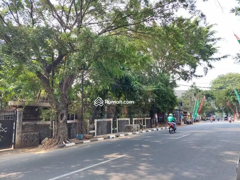 Hitung Tanah Bonus Bangunan Kedoya Raya Ukuran 17x39 Zona Komersil K2