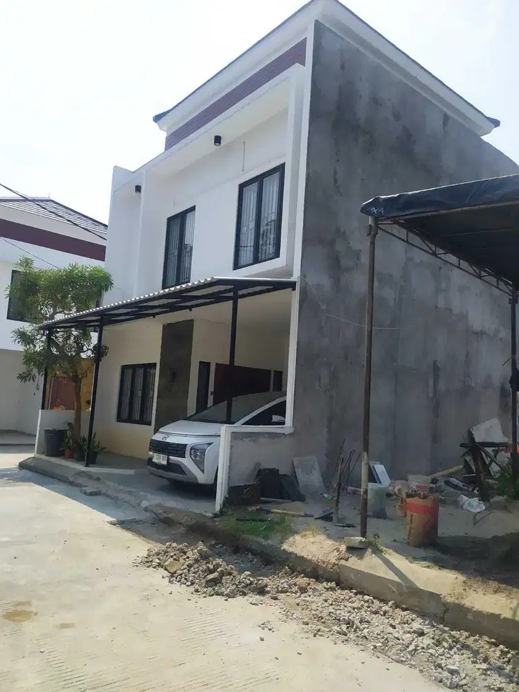 Rumah baru  Jakarta Selatan Bebas Banjir dekat Tol Bandata