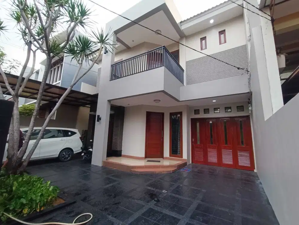 Dijual rumah di puri indah kembangan , jakarta barat