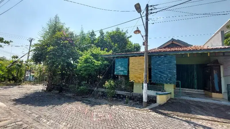 Dijual rumah dengan tanah luas di tembalang semarang