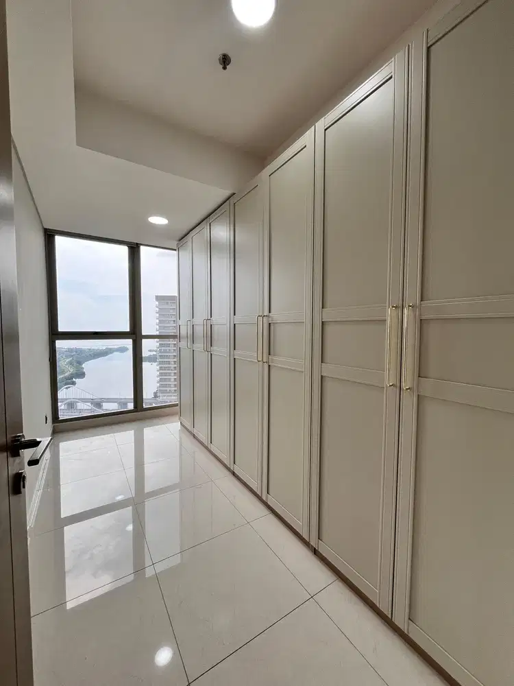 Sea View Jual Apartemen Gold Coast PIK 3BR 81m2 Semifurnish Honolulu