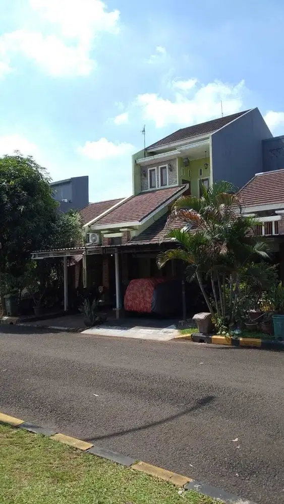 Dijual Rumah 2 Lantai Murah Grand Wisata