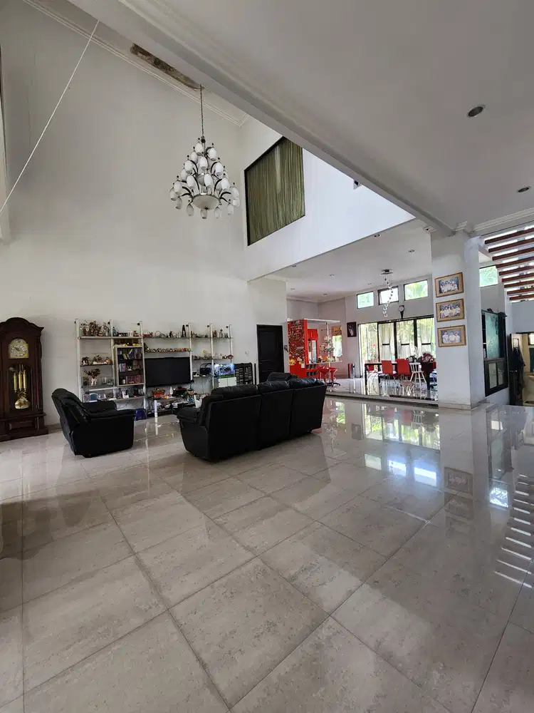 Dijual Rumah Besar Sutera Magnolia Kawasan Mewah Alam Sutera Tangerang