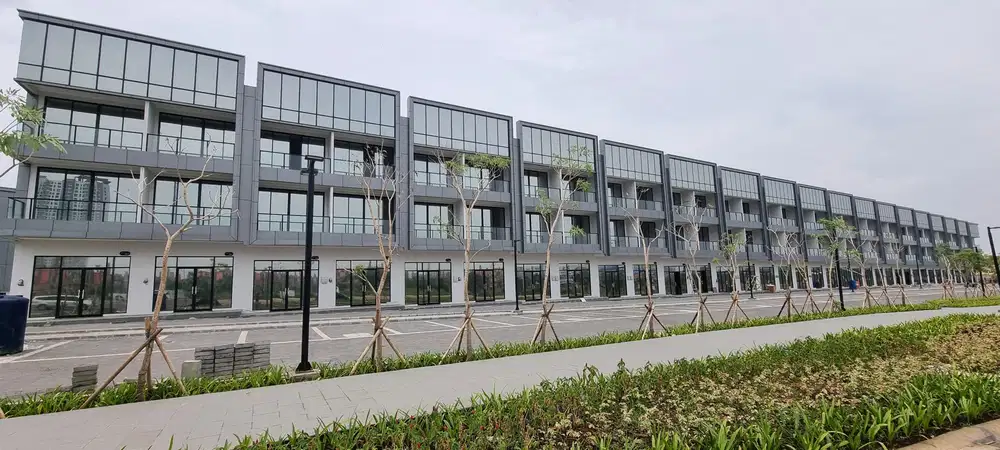 Rukan Mega Kuningan Sudirman Pik 2 Disewakan Uk 4.5x20m, Siap Pakai