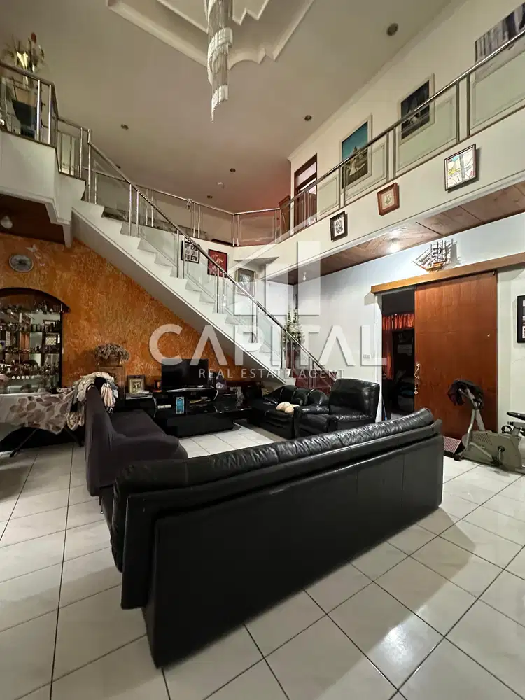 Rumah Terawat Kualitas Bangunan Kokoh di Komplek Kembar Mohamad Toha