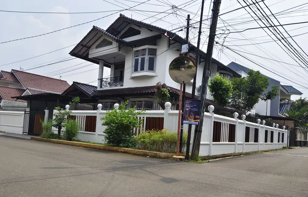 Rumah Hook Siap Huni di Perumahan Duren Sawit Baru, Jakarta Timur