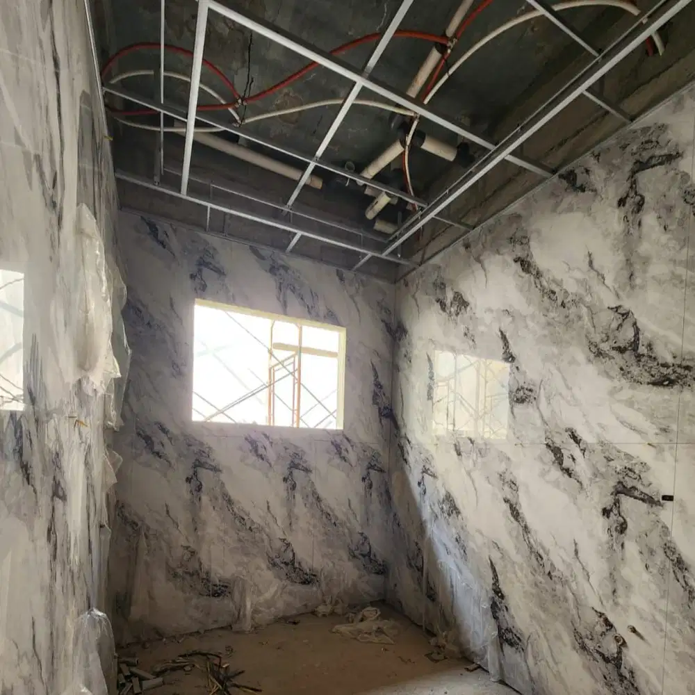 Jual Cepat Rumah Puri Indah,jalan utama,3 Lantai,Kembangan