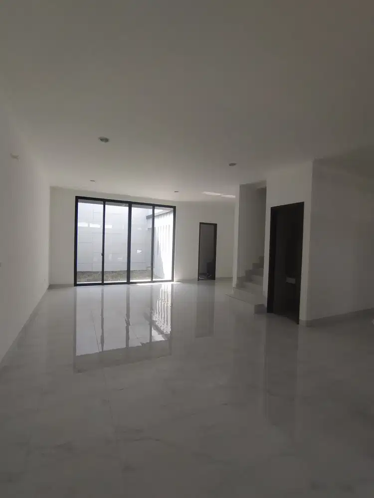 Sewa Rumah Permata Hijau PIK2 ukuran besar