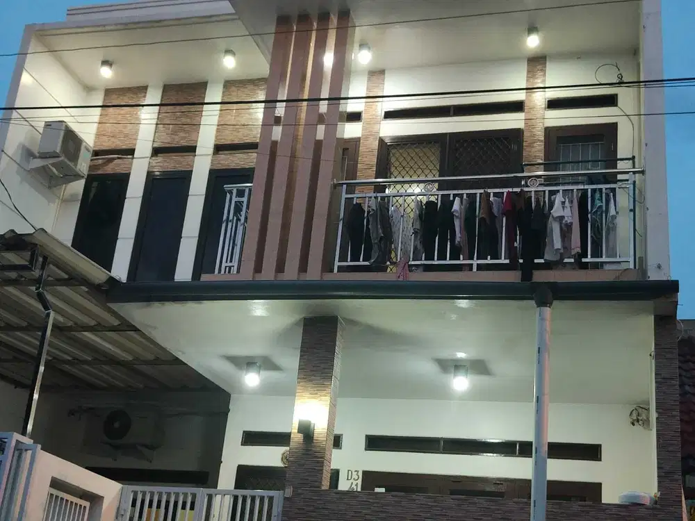 Disewakan Rumah 2 Lt Siap Huni di Perumahan Prima Harapan Regency