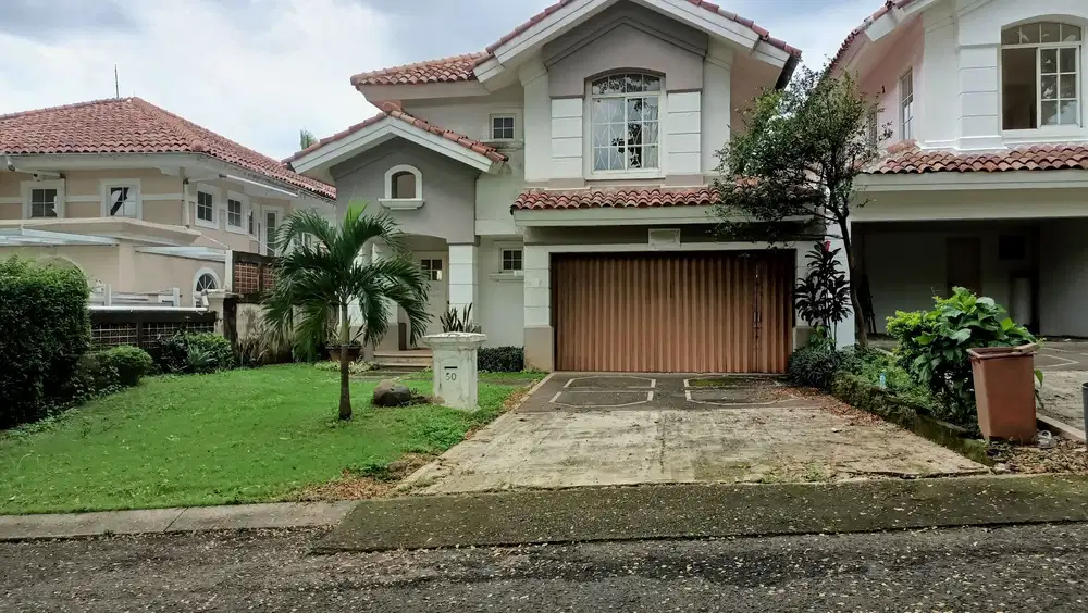 Dijual rumah cluster meditrania Sentul city Bogor Babakan Madang