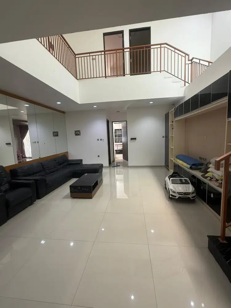 sewa rumah manyar permai PIK uk 8x27m semifurnish