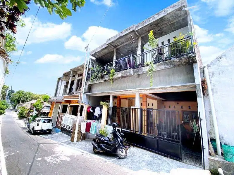 rumah murah 2 lantai turun harga di kadipiro solo