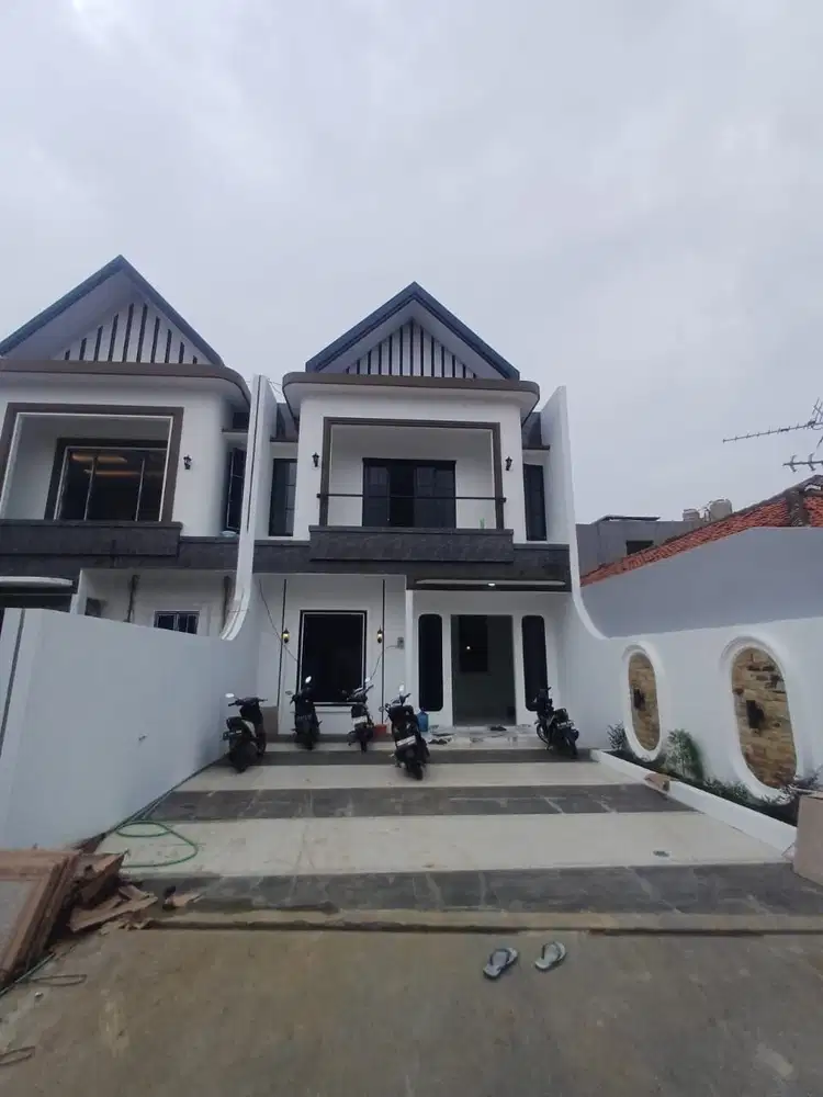 Rumah Baru Siap Huni 2 Lantai Di Jagakarsa