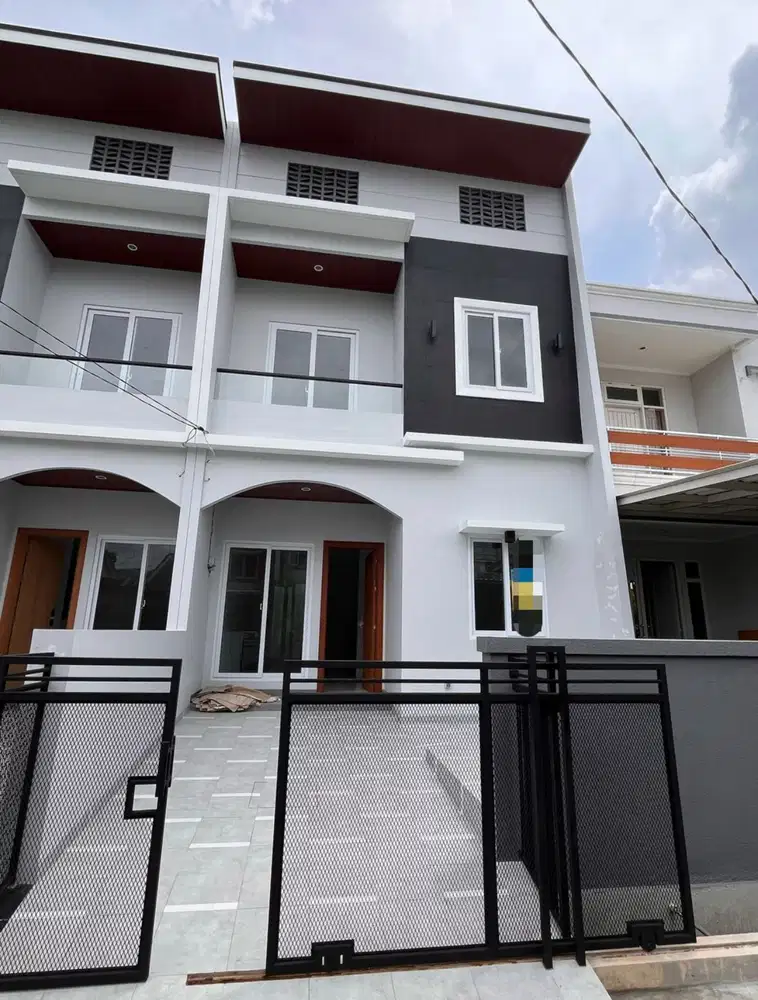 Jual Rumah Baru Gading Serpong Sektor 8 dekat dengan Mall SMS