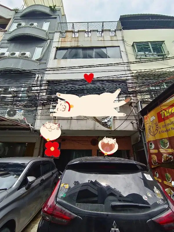 Ruko dijual cepat di lokasi strategis Pasar Baru Jakarta Pusat