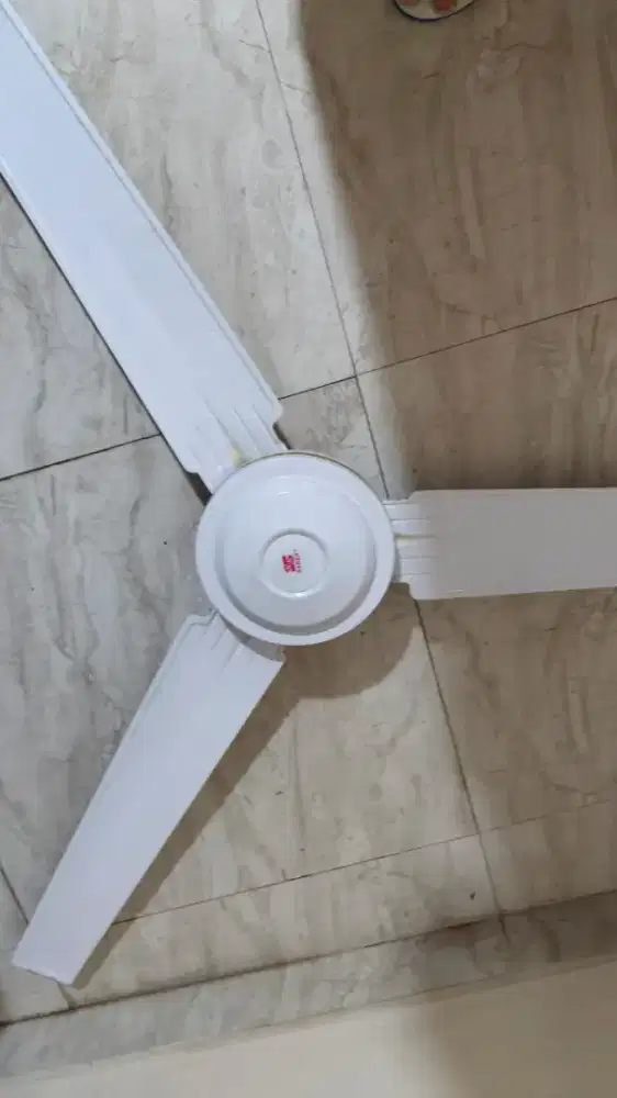 Kipas angin atap sanex bekas