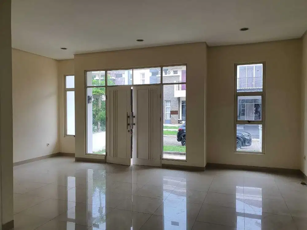 Dijual Cepat Rumah Puri Mansionr Rapi dan Siap Huni Luas 150 m2