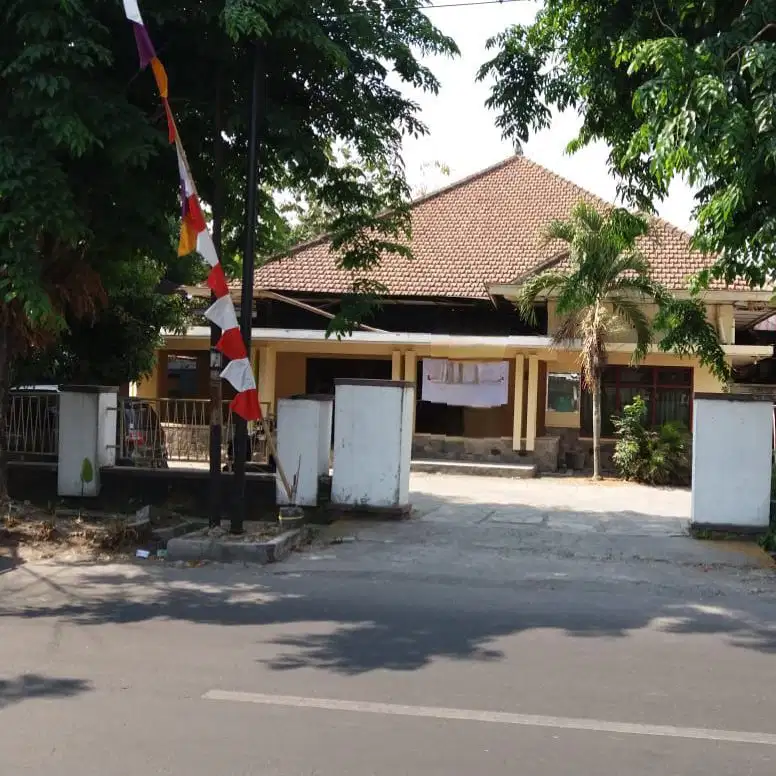 Rumah klasik luas 1889 m2 di tengah kota Solo