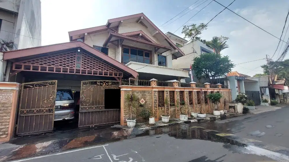 Disewakan Rumah Strategis MPR III Dekat MRT Cipete Raya