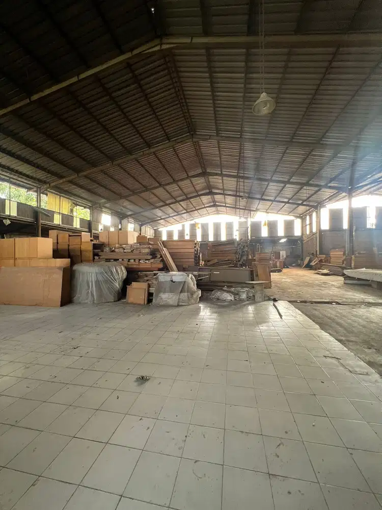 Gudang Besar Kopo Jaya Akses 40ft, Mess Karyawan, Kantor 2 Lantai